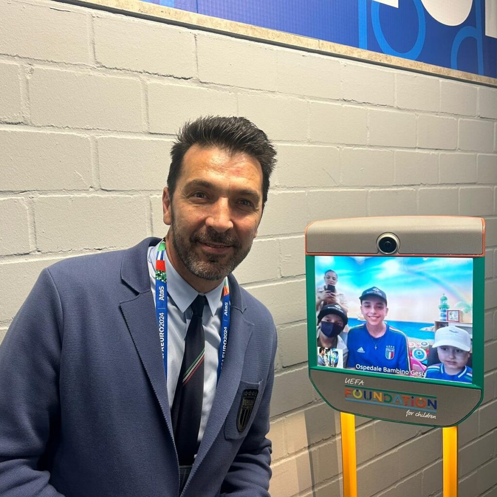 Gianluigi Buffon Europei di calcio 2024 Casa di Davide